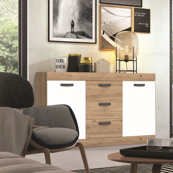 Vista ambientata Credenza da soggiorno in legno colore "Bianco Matt/Rovere Naturale" modello Silene Totò Piccinni