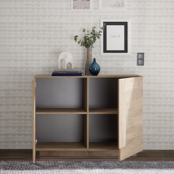vista ambientata frontale con ante aperte Madia in legno 2 ante colore "rovere mercure" modello Juno Totò Piccinni