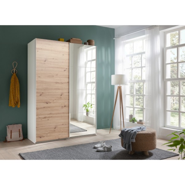 Vista ambientata Armadio guardaroba design in legno struttura Bianca con due ante scorrevoli, 1 Rovere Artisan e 1 a Specchio modello Sliding Totò Piccinni