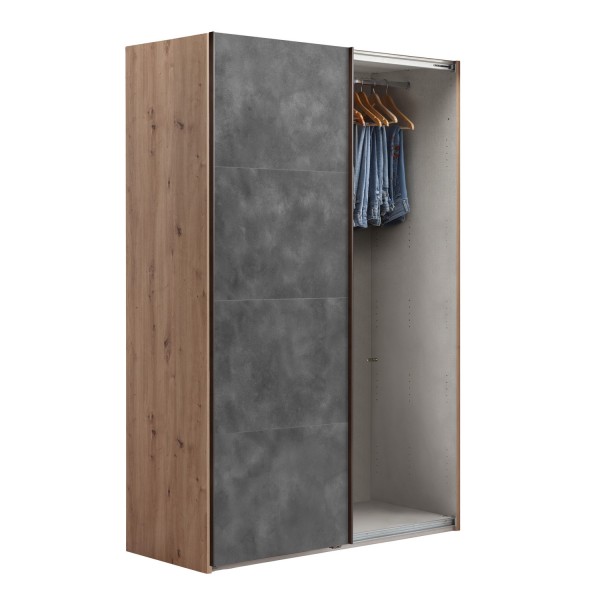 Vista diagonale con anta aperta Armadio classico in legno struttura Rovere Artisan con 2 ante scorrevoli Cemento modello Sliding Totò Piccinni