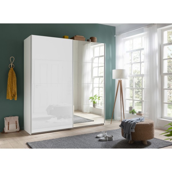 Vista ambientata Armadio guardaroba design  in legno struttura Bianca con due ante scorrevoli, 1 Bianco Lucido e 1 a Specchio modello Sliding Totò Piccinni