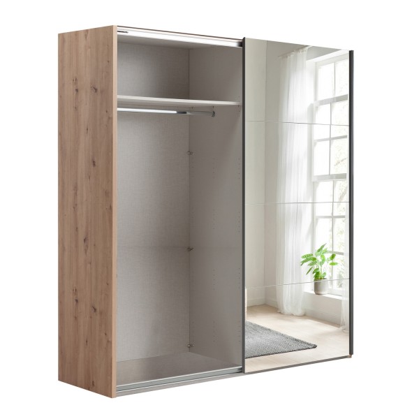 Vista diagonale con anta aperta Armadio in legno struttura Rovere Artisan con 2 ante scorrevoli a specchio modello Sliding Totò Piccinni