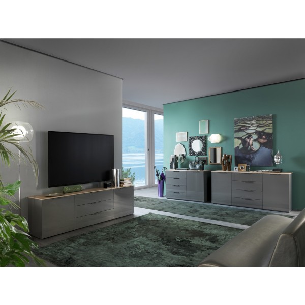 Vista ambientata Madia classica in legno colore "Grigio Laccato/Rovere Miele" con 2 ante e 4 cassetti modello Zenit Totò Piccinni