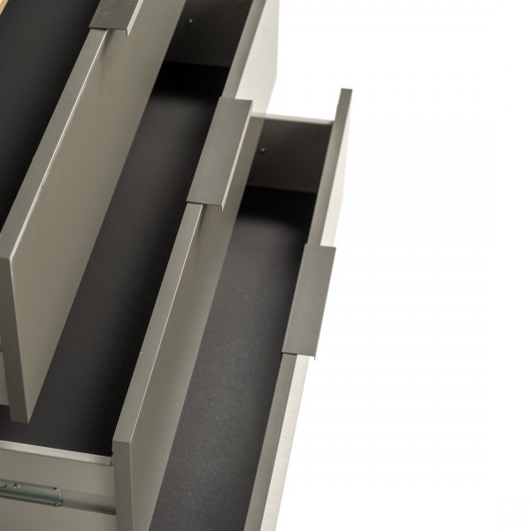 Dettaglio Madia design in legno colore "Grigio Laccato/Rovere Miele" con 1 anta e 4 cassetti modello Zenit Totò Piccinni