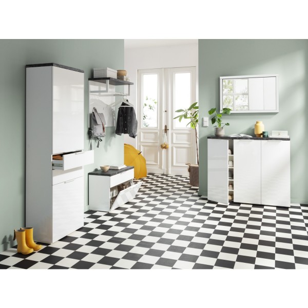 Vista ambientata Mobile contenitore in legno colore "Effetto Marmo/Bianco Laccato" con 3 ante modello Orbis Totò Piccinni