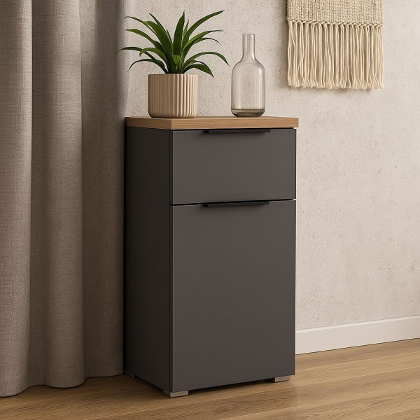 Vista ambientata Mobile colonna bagno colore "Grigio Laccato/Rovere Miele" 1 ante e 1 cassetto modello Orbis Totò Piccinni