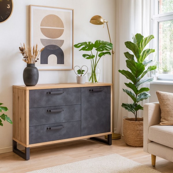 Vista ambientata Mobile contenitore in legno colore "Cemento/Rovere Invecchiato" con 3 cassetti e 1 anta modello Sylva Totò Piccinni