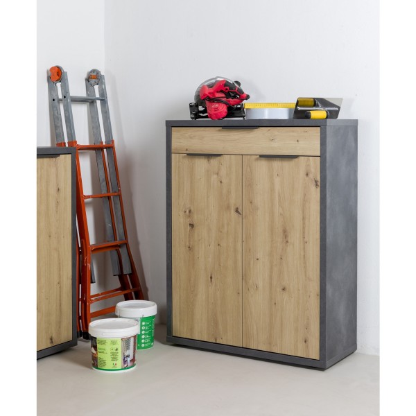 Vista ambientata Mobile contenitore in legno colore "Grigio Cemento/Rovere Miele" con 2 ante e 1 cassetto modello Dubai Totò Piccinni