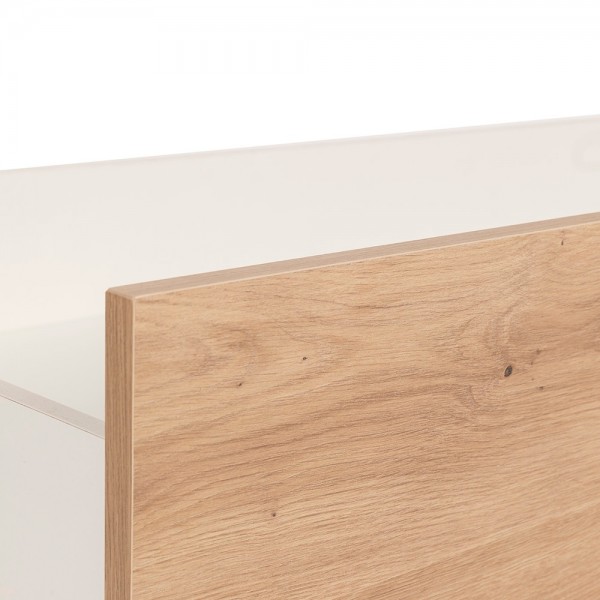 Dettaglio Cassettone in legno colore Rovere Artsan per letto Aura Totò Piccinni