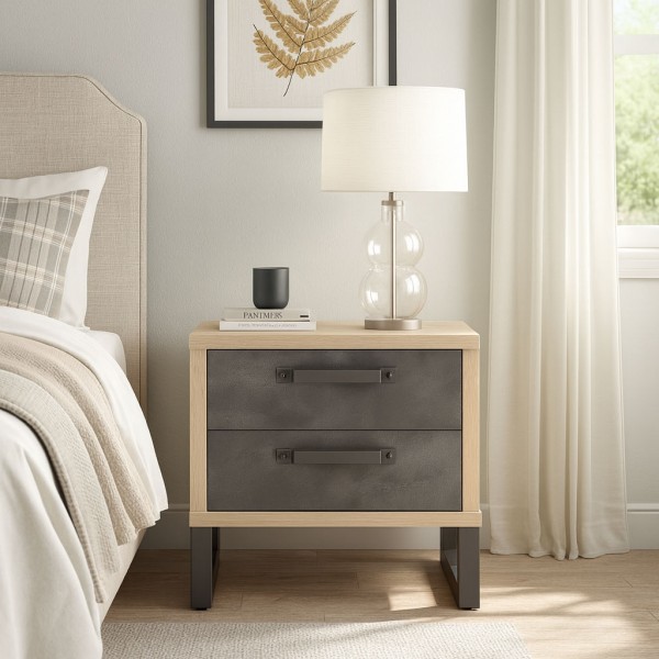 Vista ambientata Comodino da camera da letto in legno colore "Rovere Antico/Tadao Da2" con 2 cassetti Sylva Totò Piccinni