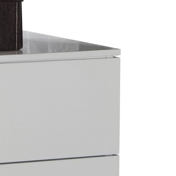 Dettaglio Cassettiera in legno colore Bianco Laccato con 4 cassetti modello Brezza Totò Piccinni