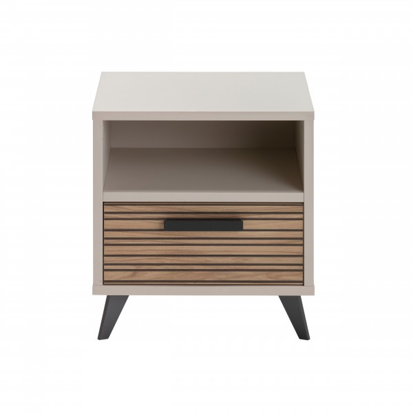 Vista frontale Comodino classico in legno colore "Cannettato/Cashmere" con 1 cassetto e 1 vano modello Zefiro Totò Piccinni