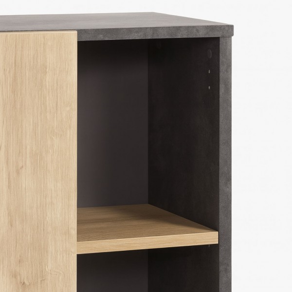 Dettaglio libreria in legno colore "Rovere/Cemento" 1 anta e 2 ripiani modello Sydney Totò Piccinni