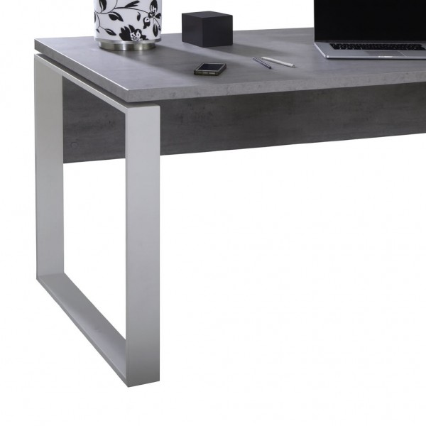 Dettaglio Scrivania da ufficio in legno colore Cemento con gambe bianche modello Toronto Totò Piccinni
