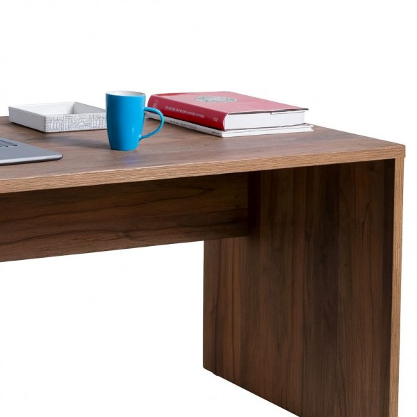 Dettaglio Scrivania da ufficio in legno colore Noce Brera modello Bali Totò Piccinni