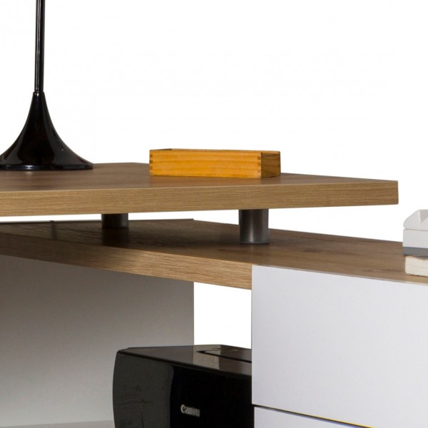 Vista diagonale Dettaglio Scrivania ad angolo colore "Bianco Laccato/Rovere Artisan" in legno con 1 cassetto e 1 anta modello Apex Totò Piccinni