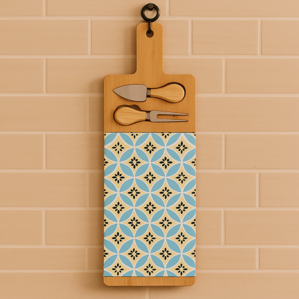 Tagliere In Bambù E Ceramica Valladolid - 29,5x15cm - Con Appendino E Decorazione - Foto 5