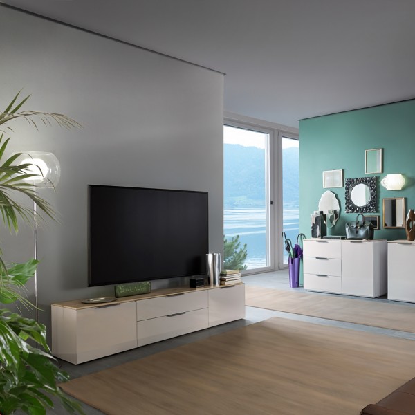 Vista ambientata Mobile Porta Tv in legno 2 ante e 2 cassetti colore "cashmere lucido/rovere baysen" modello Zenit Totò Piccinni